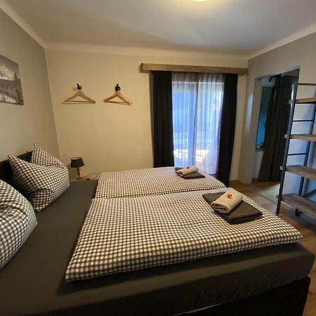Appartement Kuhglocken Ferienhaus Fuenf Sinne Döbriach Exteriör bild